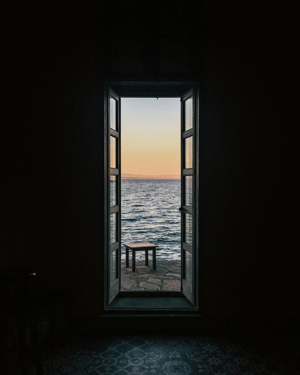 Porte au crépuscule — collection Open